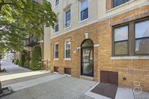 30-19 33rd Street Astoria NY 11102