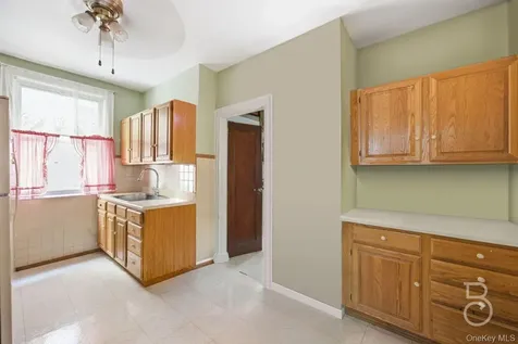 30-19 33rd Street Astoria NY 11102