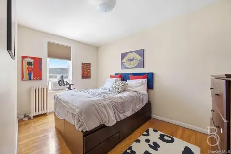 30-19 33rd Street Astoria NY 11102