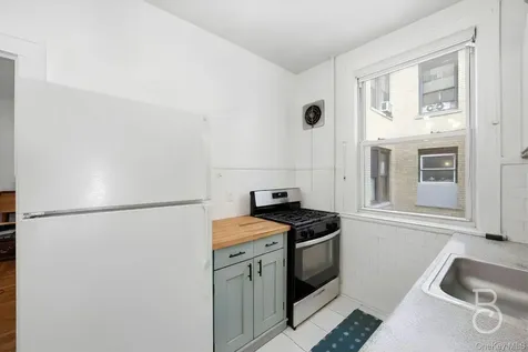 30-19 33rd Street Astoria NY 11102