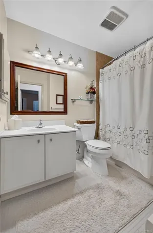 261 Hallock Road Stony Brook NY 11790