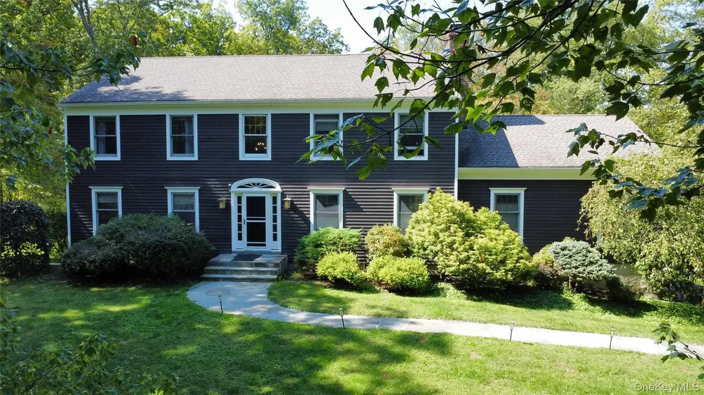 40 Kleinekill Drive New Paltz NY 12561