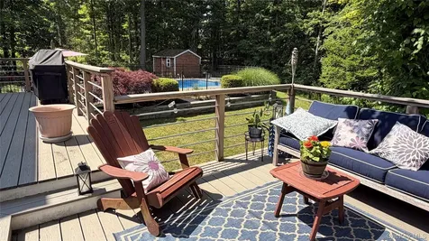40 Kleinekill Drive New Paltz NY 12561