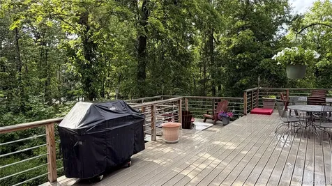 40 Kleinekill Drive New Paltz NY 12561