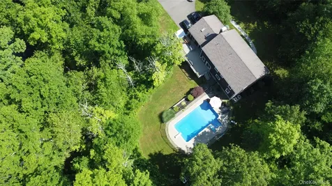 40 Kleinekill Drive New Paltz NY 12561