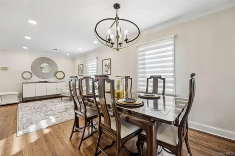 1660 Fenimore Road Hewlett NY 11557