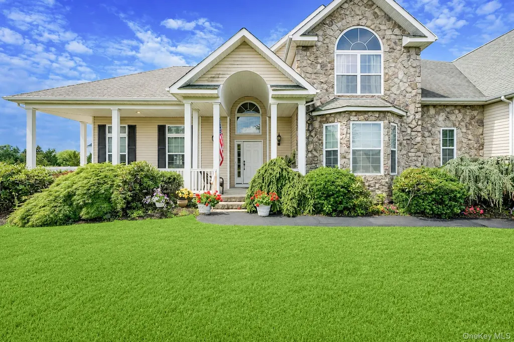6 Westover Court Shoreham NY 11786