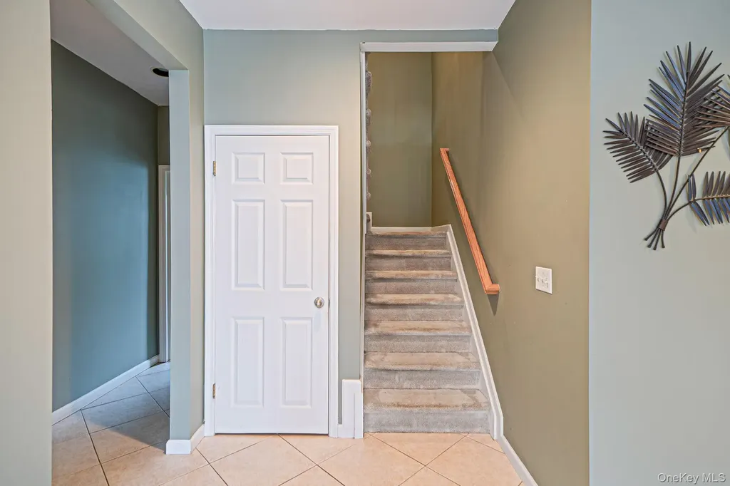 6 Westover Court Shoreham NY 11786