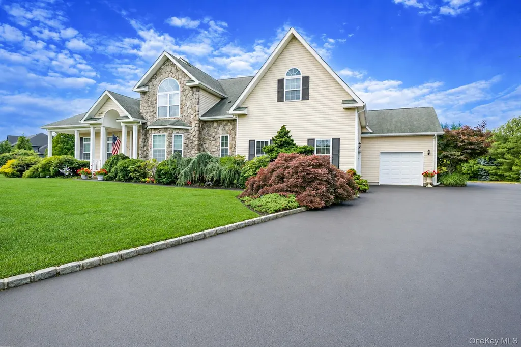6 Westover Court Shoreham NY 11786