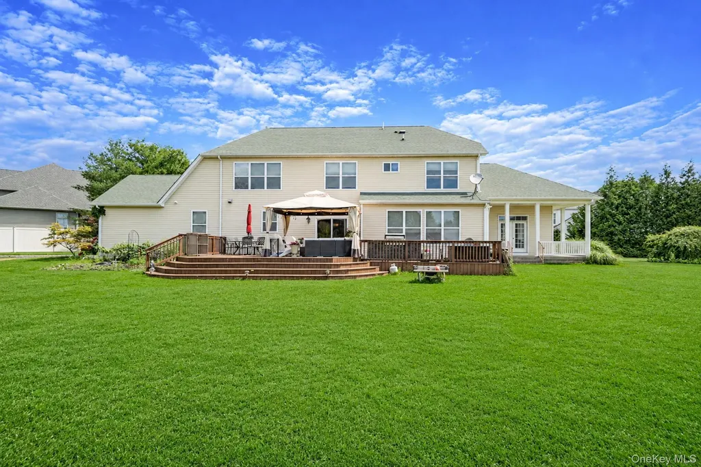 6 Westover Court Shoreham NY 11786