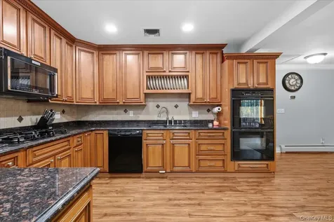 1 Interlaken Drive Eastchester NY 10709