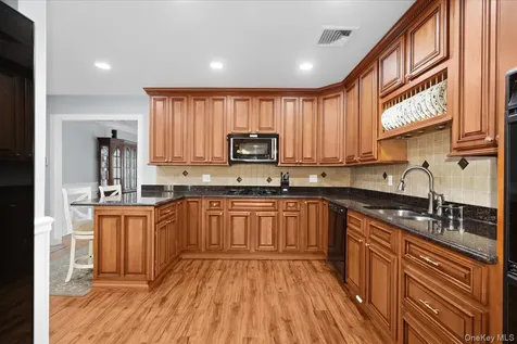 1 Interlaken Drive Eastchester NY 10709