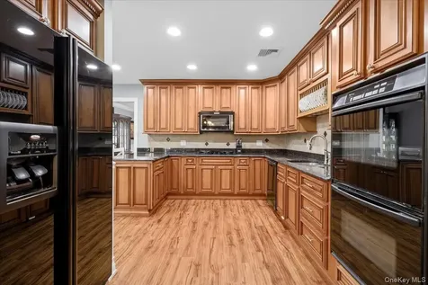 1 Interlaken Drive Eastchester NY 10709