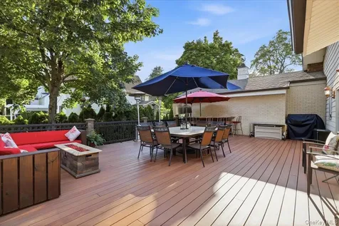 1 Interlaken Drive Eastchester NY 10709
