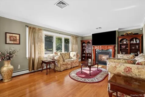 1 Interlaken Drive Eastchester NY 10709