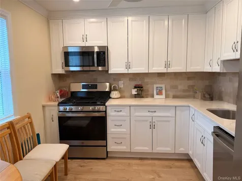12 Harbour Lane Oyster Bay NY 11771