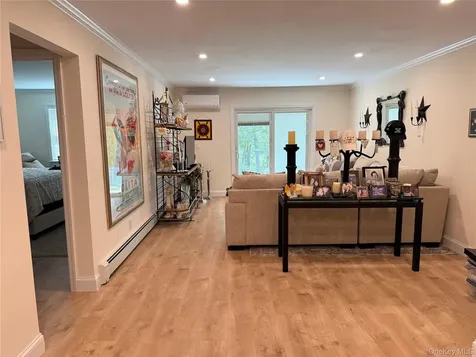 12 Harbour Lane Oyster Bay NY 11771