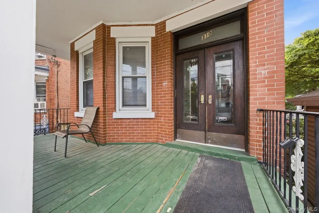 310 E 236th Street Bronx NY 10470