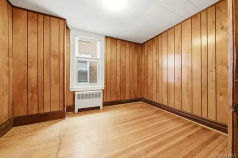 310 E 236th Street Bronx NY 10470