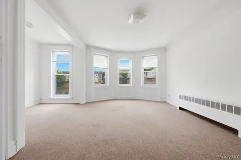 310 E 236th Street Bronx NY 10470