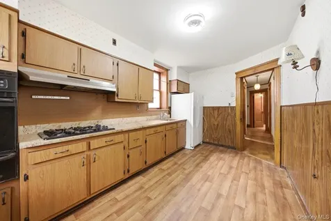 310 E 236th Street Bronx NY 10470
