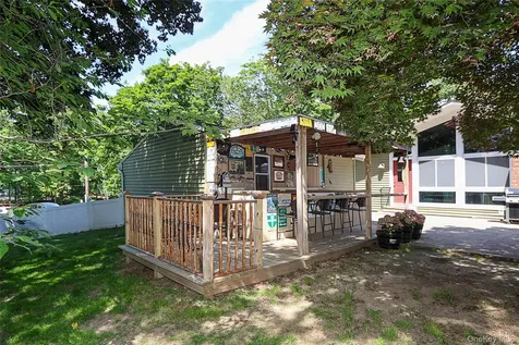 273 Sugar Toms Lane East Norwich NY 11732