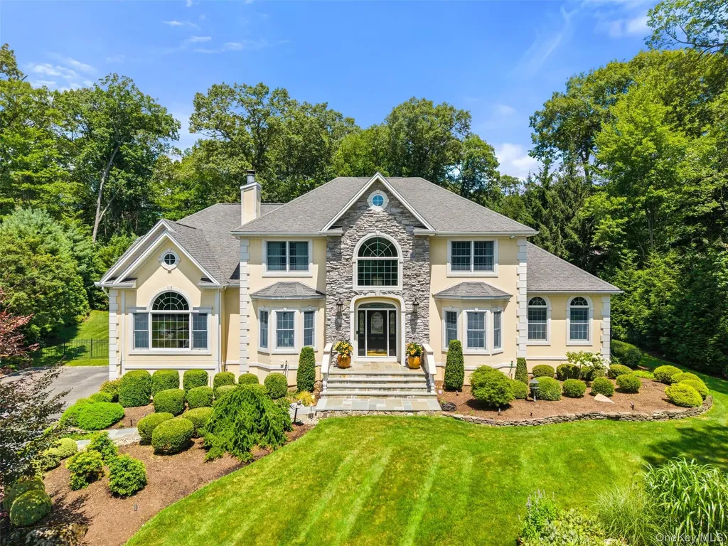 22 Perrins Peak Road Stony Point NY 10980