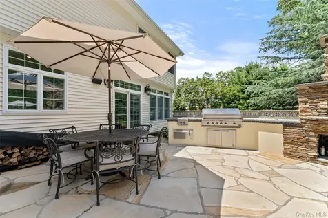 22 Perrins Peak Road Stony Point NY 10980