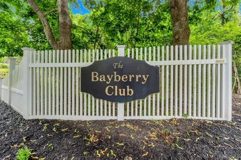 22 Kettle Hole Road Manorville NY 11949