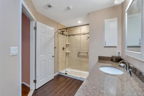 22 Kettle Hole Road Manorville NY 11949