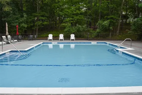 22 Kettle Hole Road Manorville NY 11949