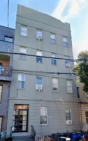 318 Humboldt Street Brooklyn NY 11211