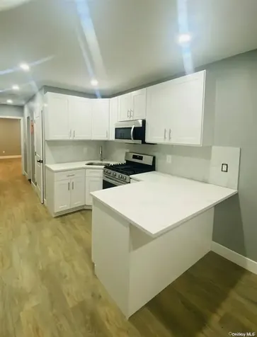 318 Humboldt Street Brooklyn NY 11211