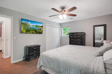 17 Regent Drive Hopewell Junction NY 12533