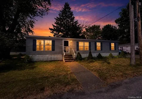 148 Old Ravina Road Selkirk NY 12158