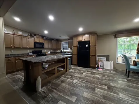 148 Old Ravina Road Selkirk NY 12158