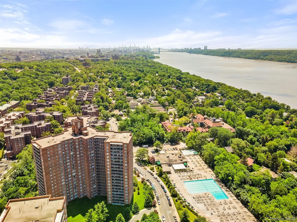 5700 Arlington Avenue Bronx NY 10471
