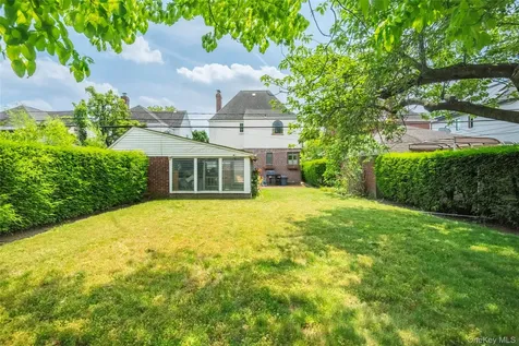141-27 Coolidge Avenue Briarwood NY 11435