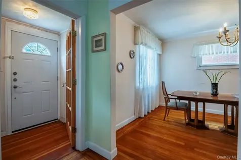141-27 Coolidge Avenue Briarwood NY 11435