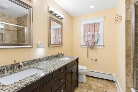 35 Woodvale Drive Syosset NY 11791