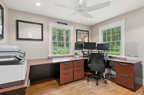 35 Woodvale Drive Syosset NY 11791