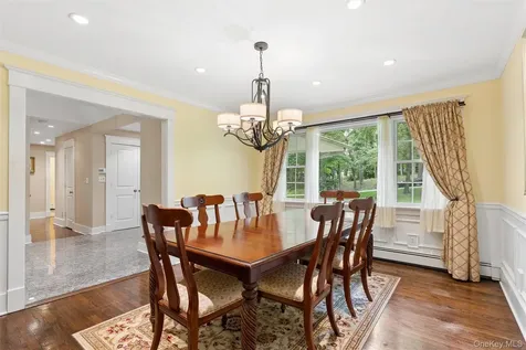 35 Woodvale Drive Syosset NY 11791