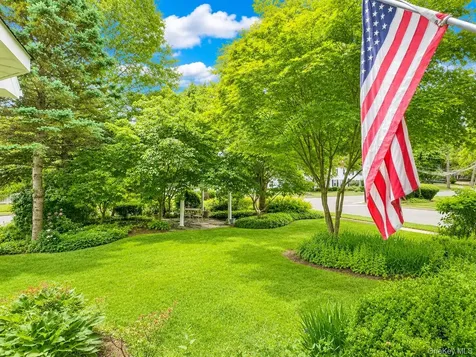 15 Anita Place Farmingdale NY 11735
