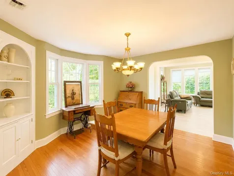 15 Anita Place Farmingdale NY 11735