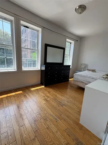 7 E 181st Street Bronx NY 10453