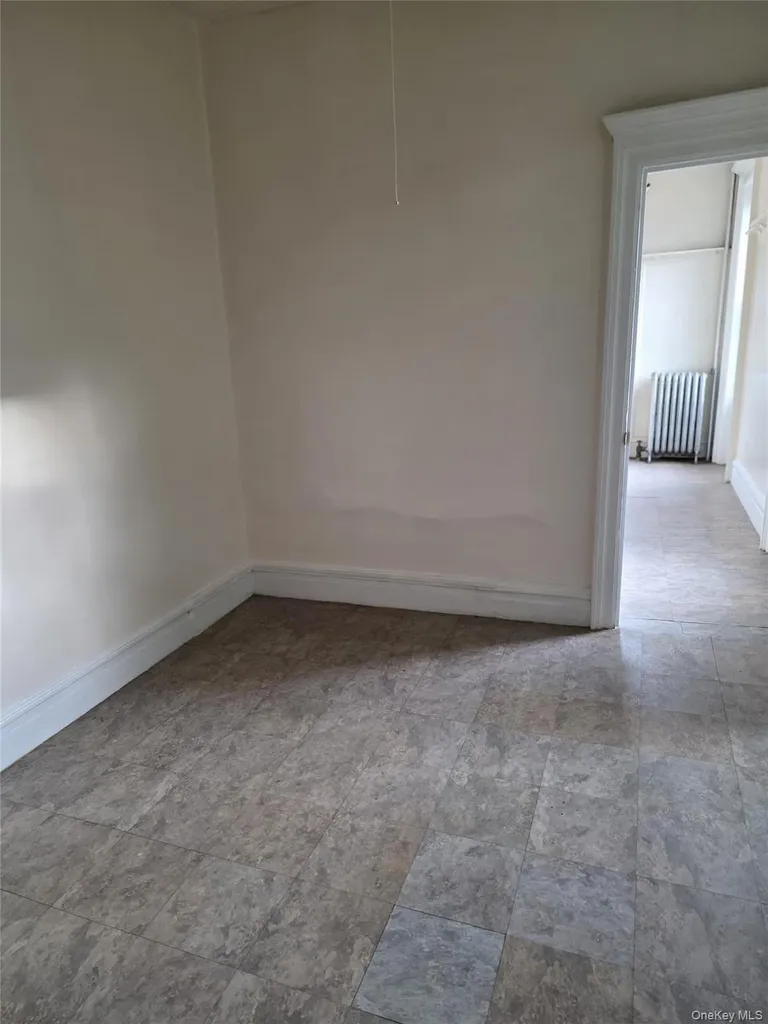 440 E 186th Street Bronx NY 10458