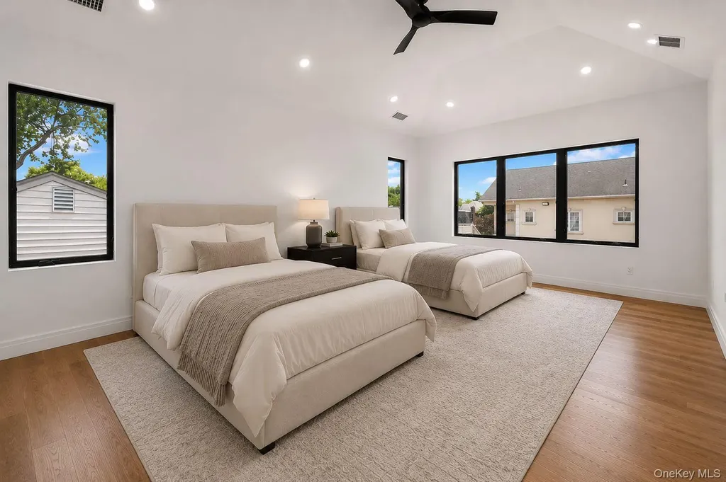 857 Glen Drive Woodmere NY 11598