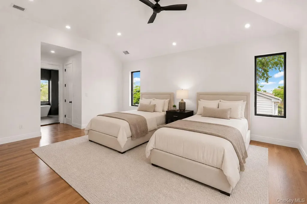 857 Glen Drive Woodmere NY 11598