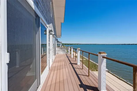21 Shinnecock Road East Quogue NY 11942