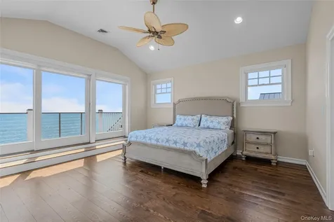 21 Shinnecock Road East Quogue NY 11942